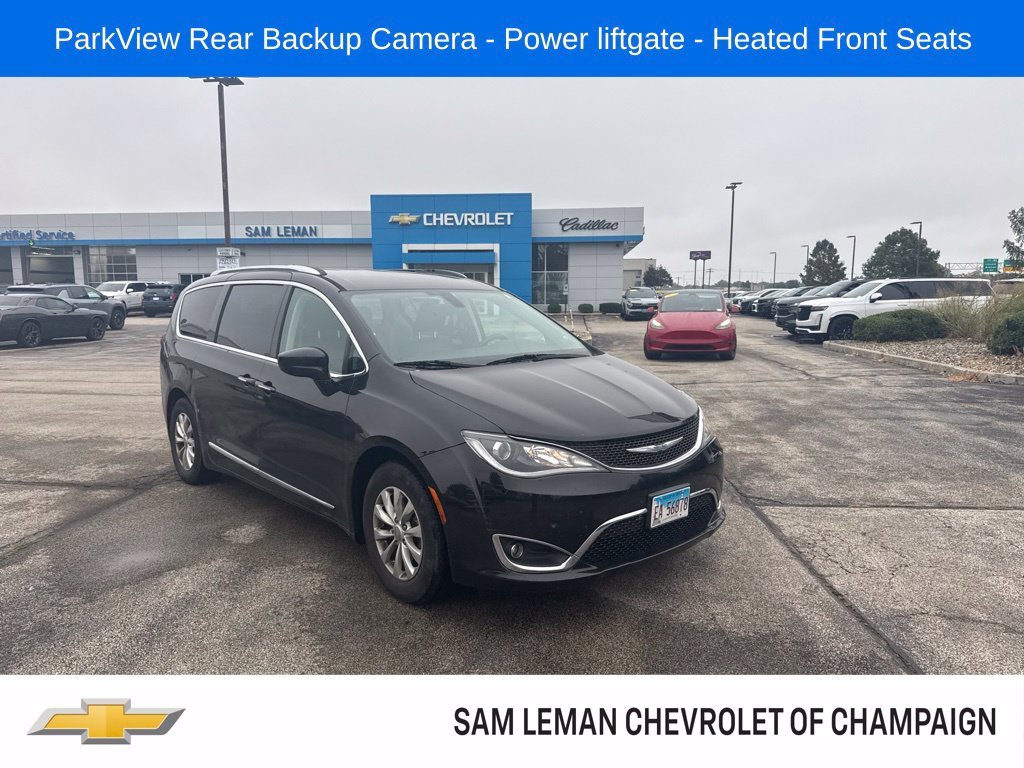 Used 2018 Black Chrysler Touring L image 1
