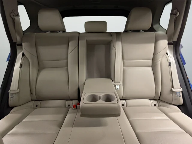Used 2023 Blue Nissan SL image 29