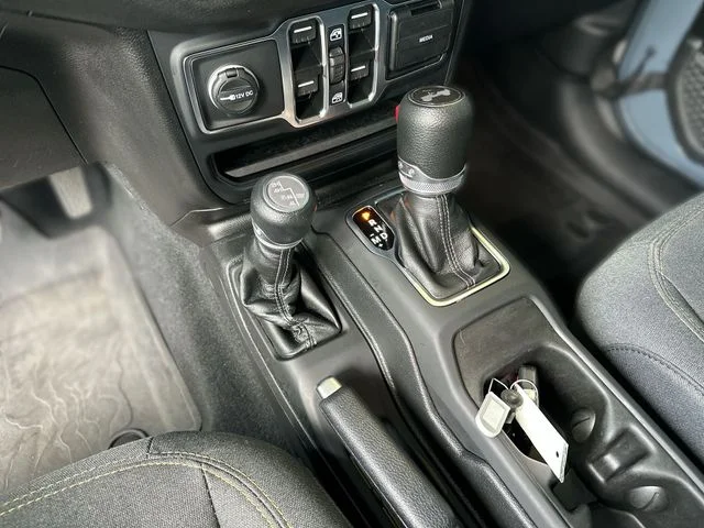 Used 2024 Gray Jeep Sport S image 20
