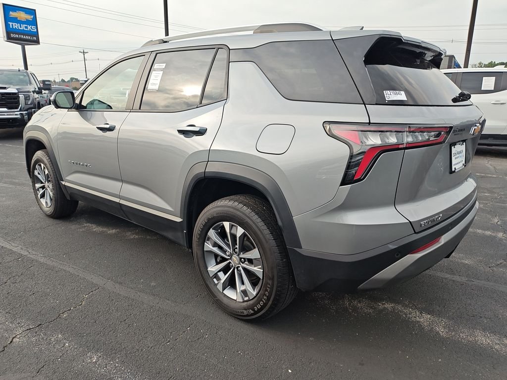 Used 2025 Gray Chevrolet LT image 3