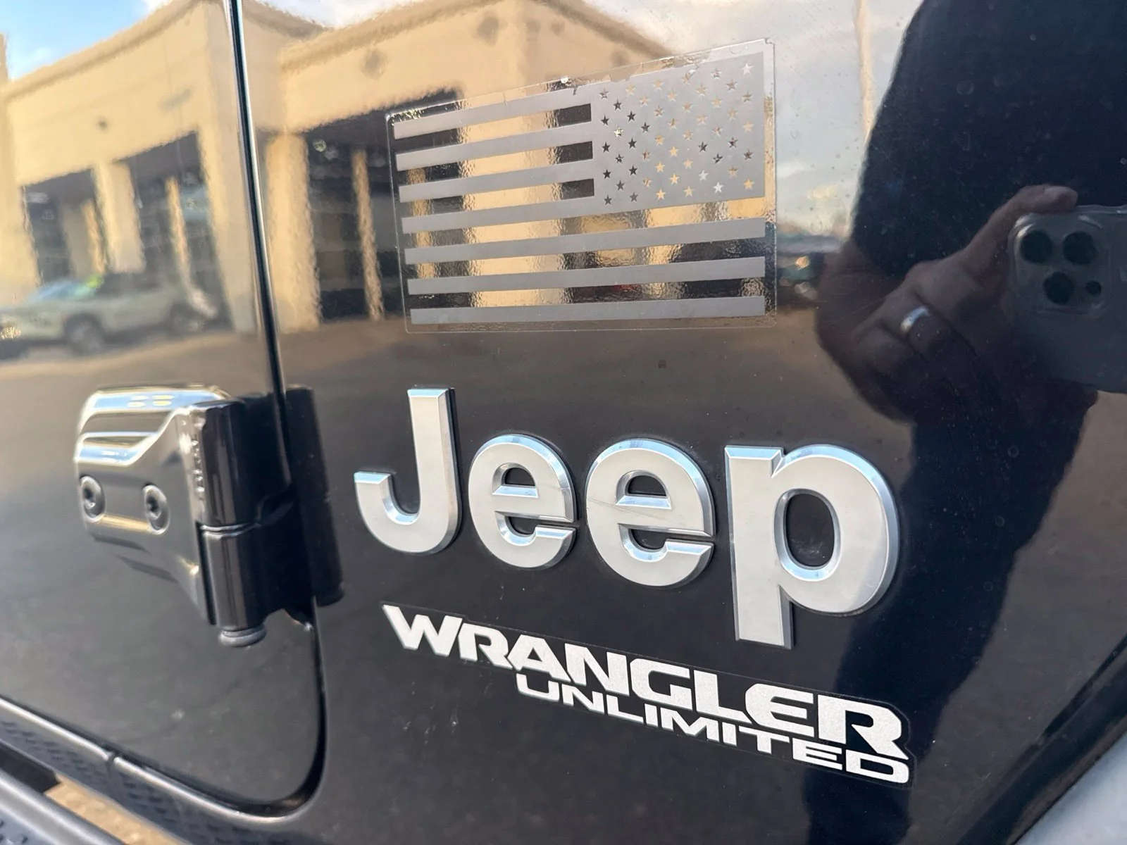 Used 2020 Black Jeep Unlimited Sport image 3