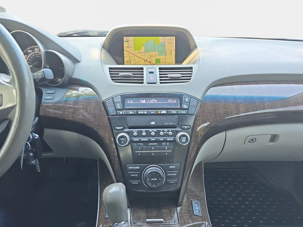 Used 2012  Acura Technology image 19