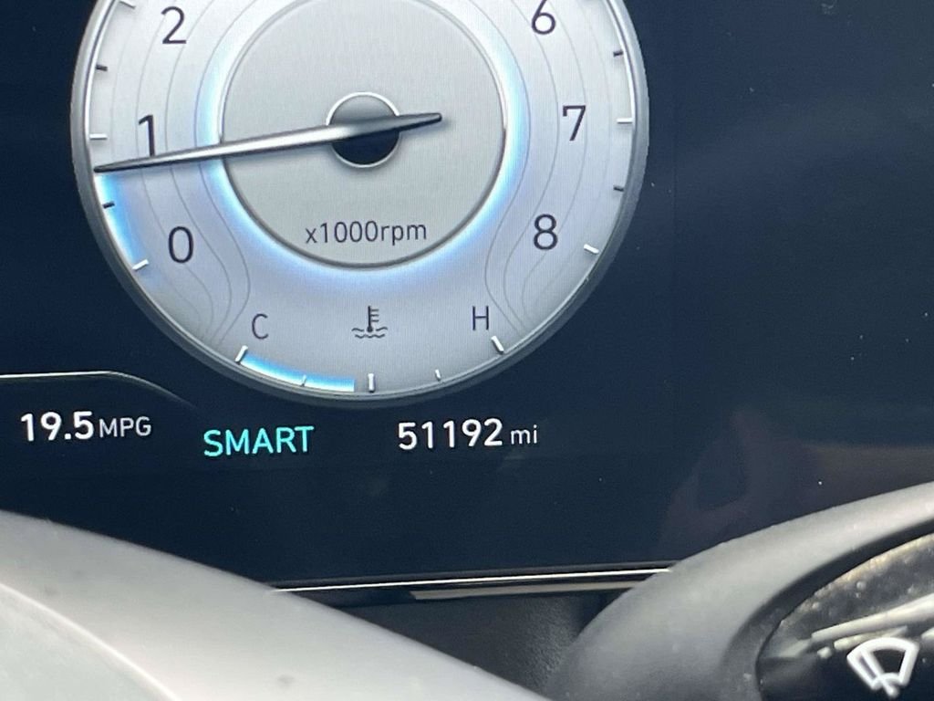 Used 2024 Gray Hyundai SEL image 18