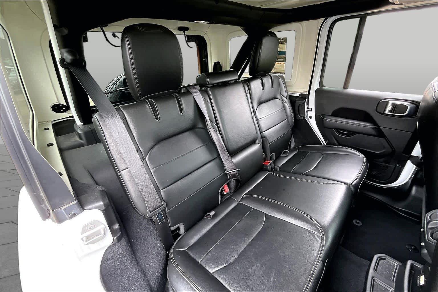 Used 2023 Bright White Clearcoat Jeep Sahara image 18