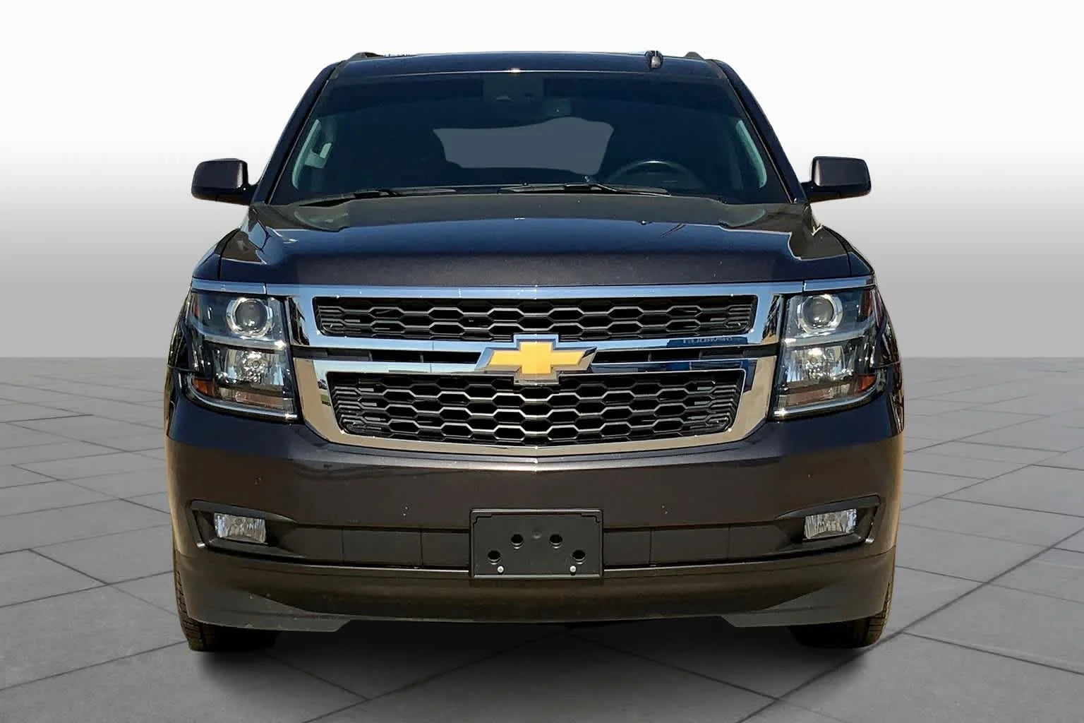 Used 2018 TUNGSTEN METALLIC Chevrolet LT image 2