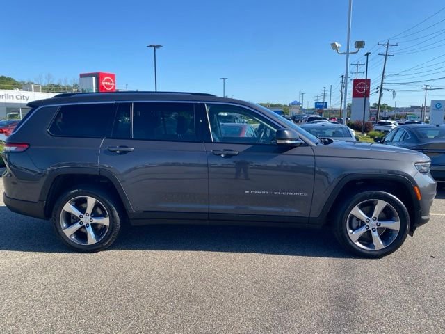 Used 2021 Gray Metallic Jeep Limited image 26