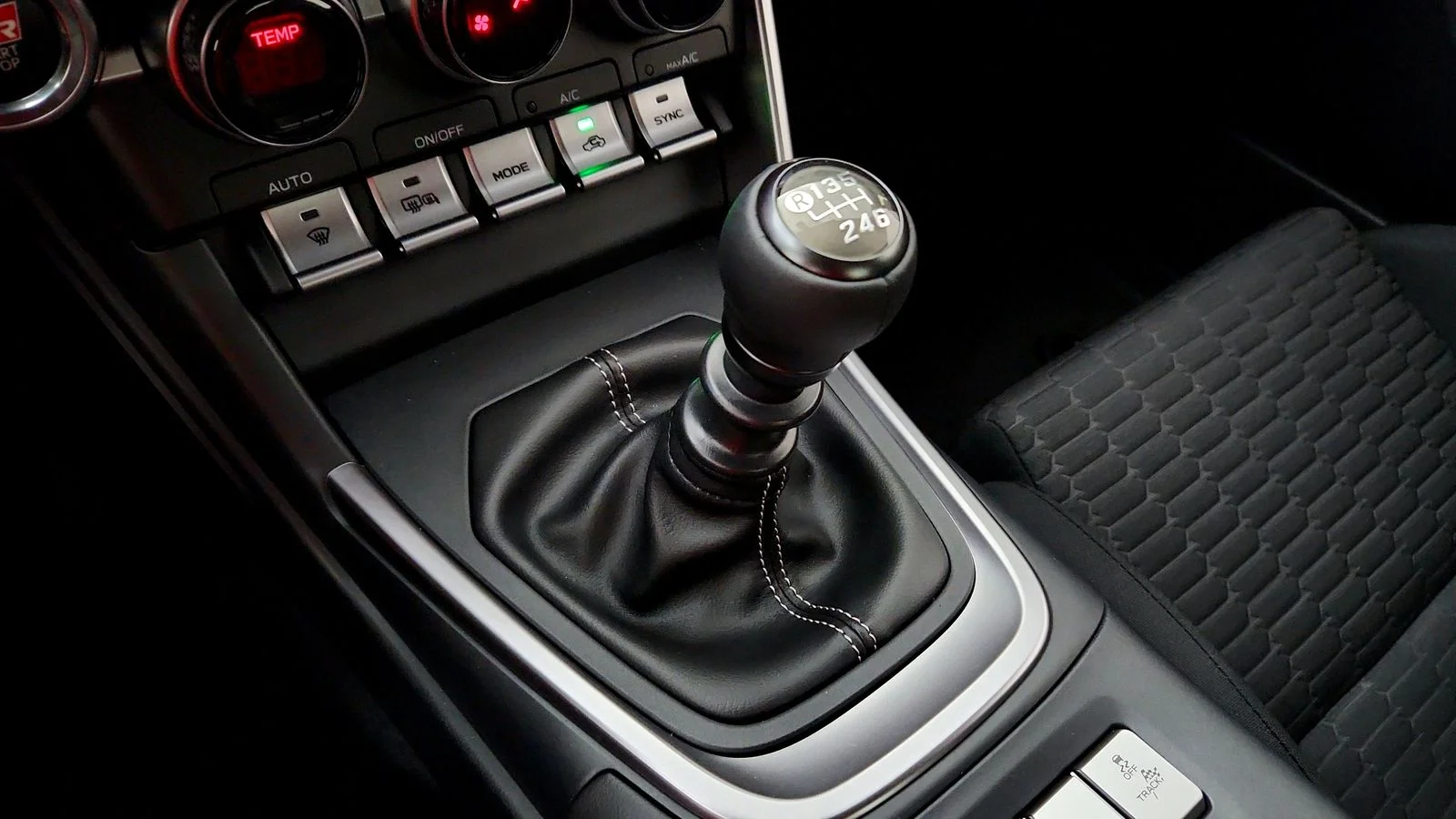 Used 2026  Toyota Base image 29