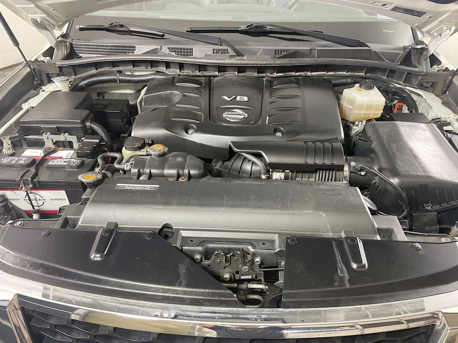 Used 2019 Pearl White Tricoat Nissan SL image 31