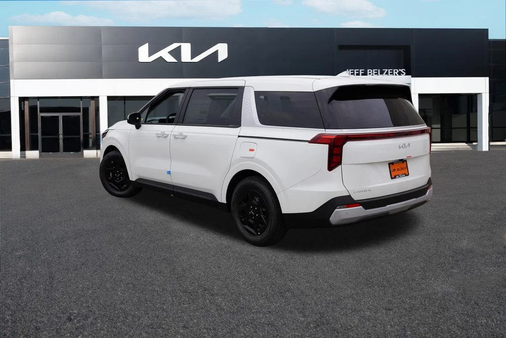 New 2027 Snow White Pearl Kia LXS image 5