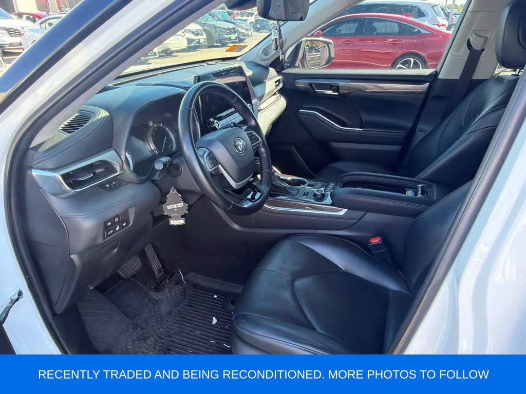 Used 2022 Beige Toyota Platinum image 6