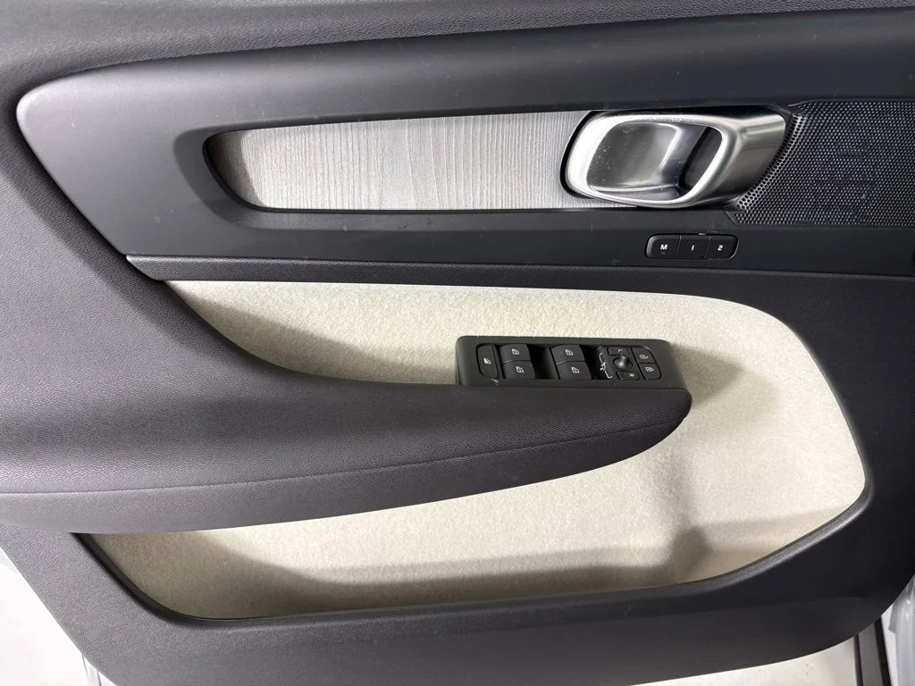 New 2026 Gray Volvo B4 Plus image 19