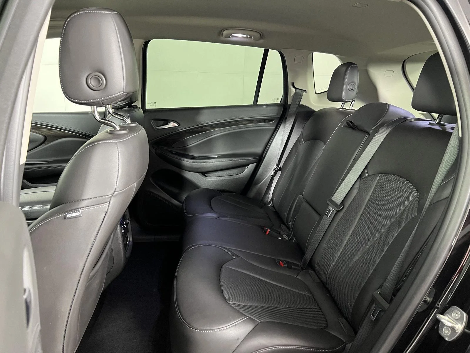 Used 2020 Ebony Twilight Metallic Buick Essence image 30