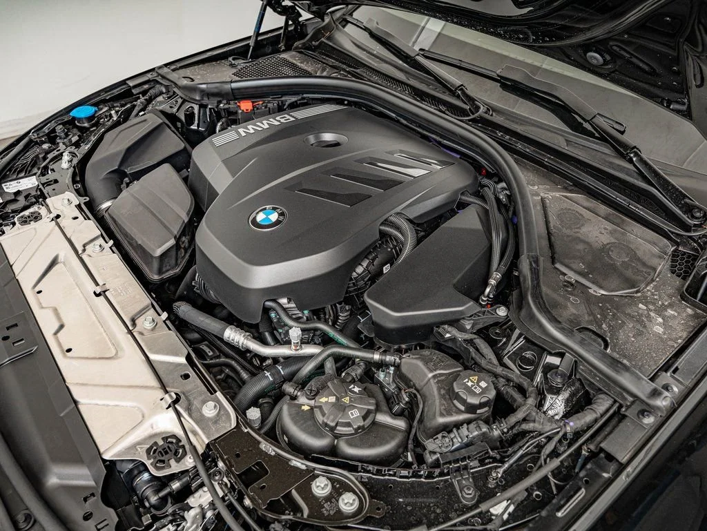 New 2026 Black Sapphire Metallic BMW 330i xDrive image 39