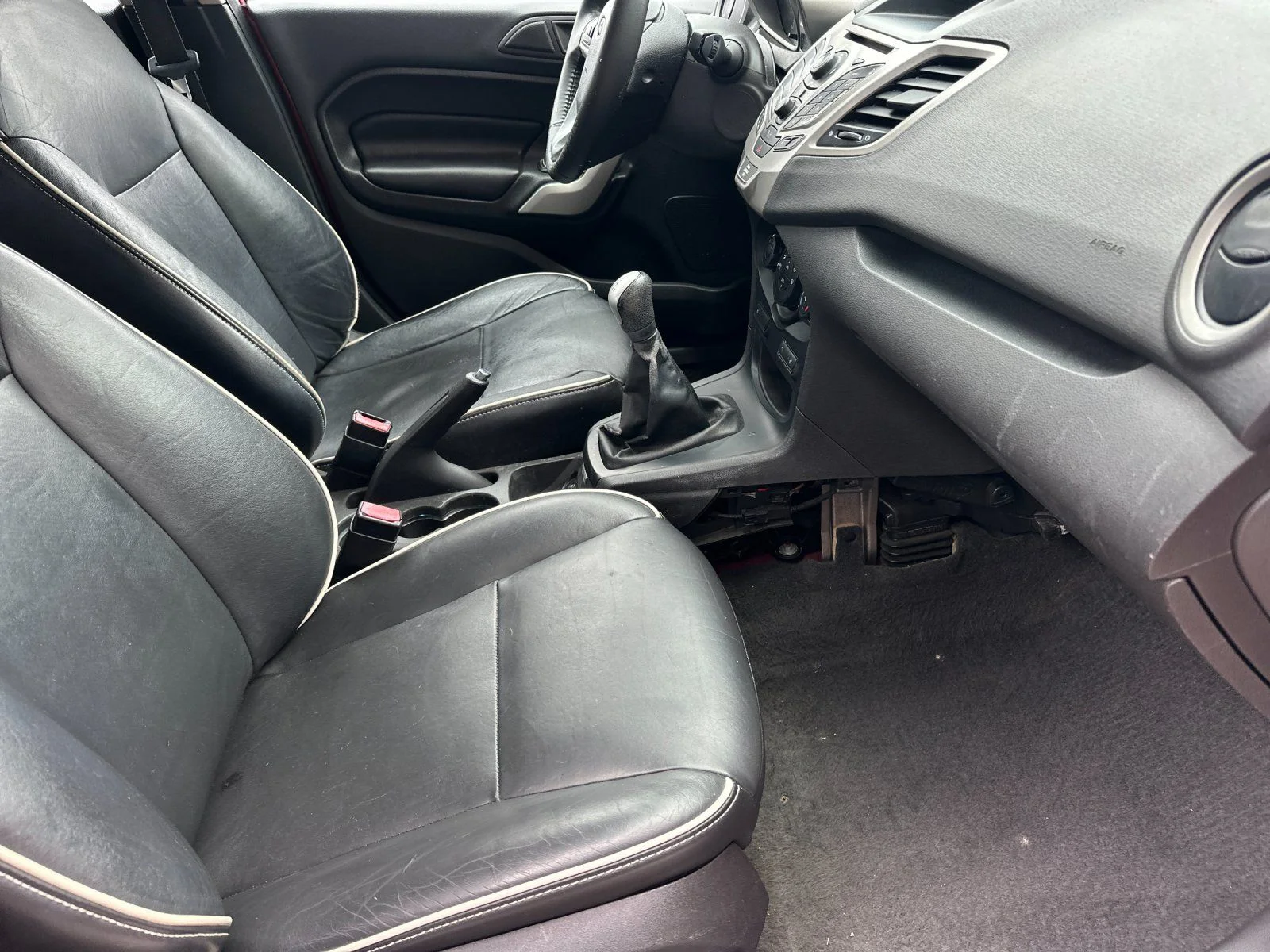 Used 2011 Red Candy Ford SES image 14