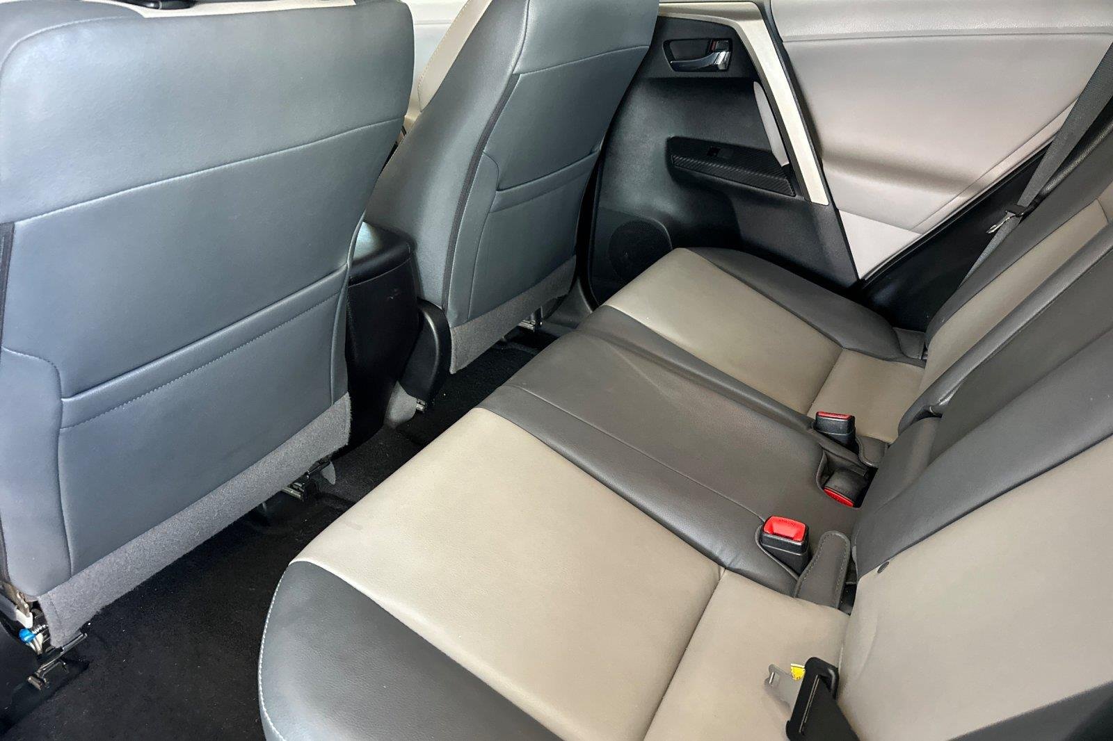 Used 2013 Shoreline Blue Pearl Toyota Limited image 11