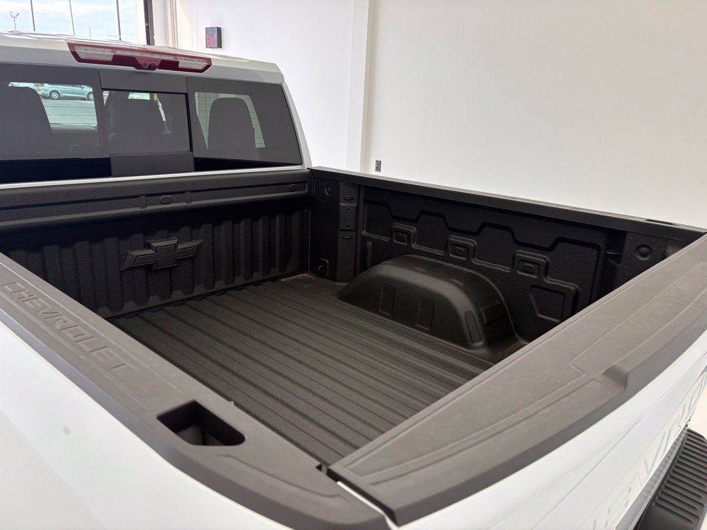 New 2026 Polar White Tricoat Chevrolet High Country image 49