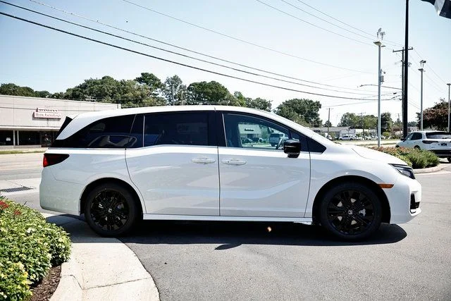 New 2026 Platinum White Pearl Honda Sport-L image 15