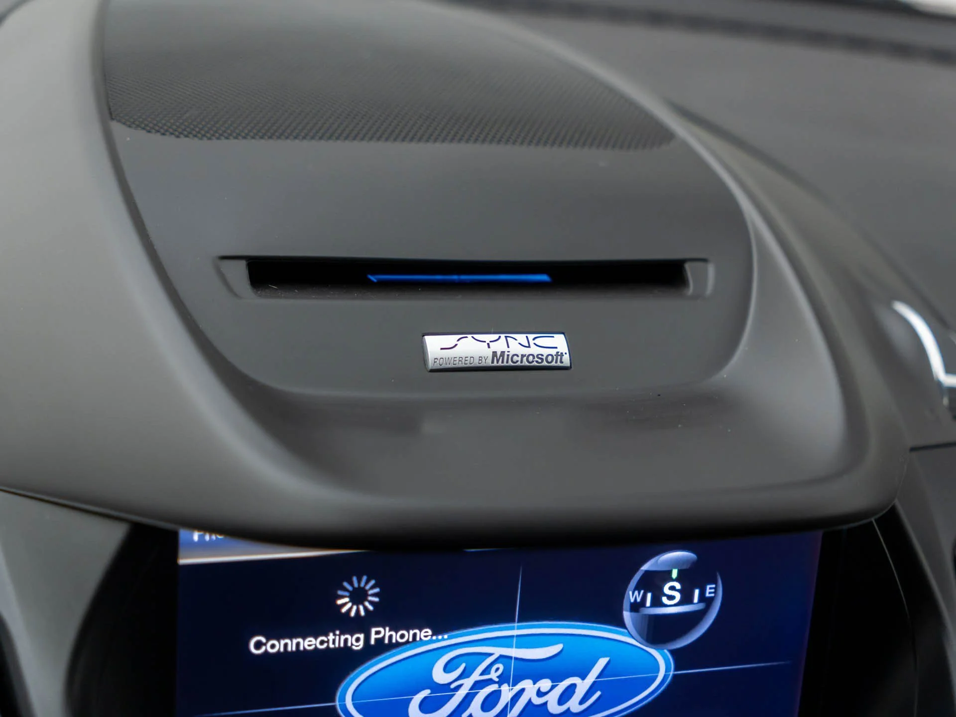 Used 2014 Red Ford SE image 28