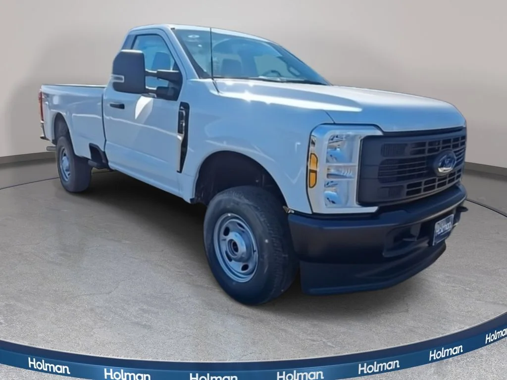 New 2026 Oxford White Ford XL image 2
