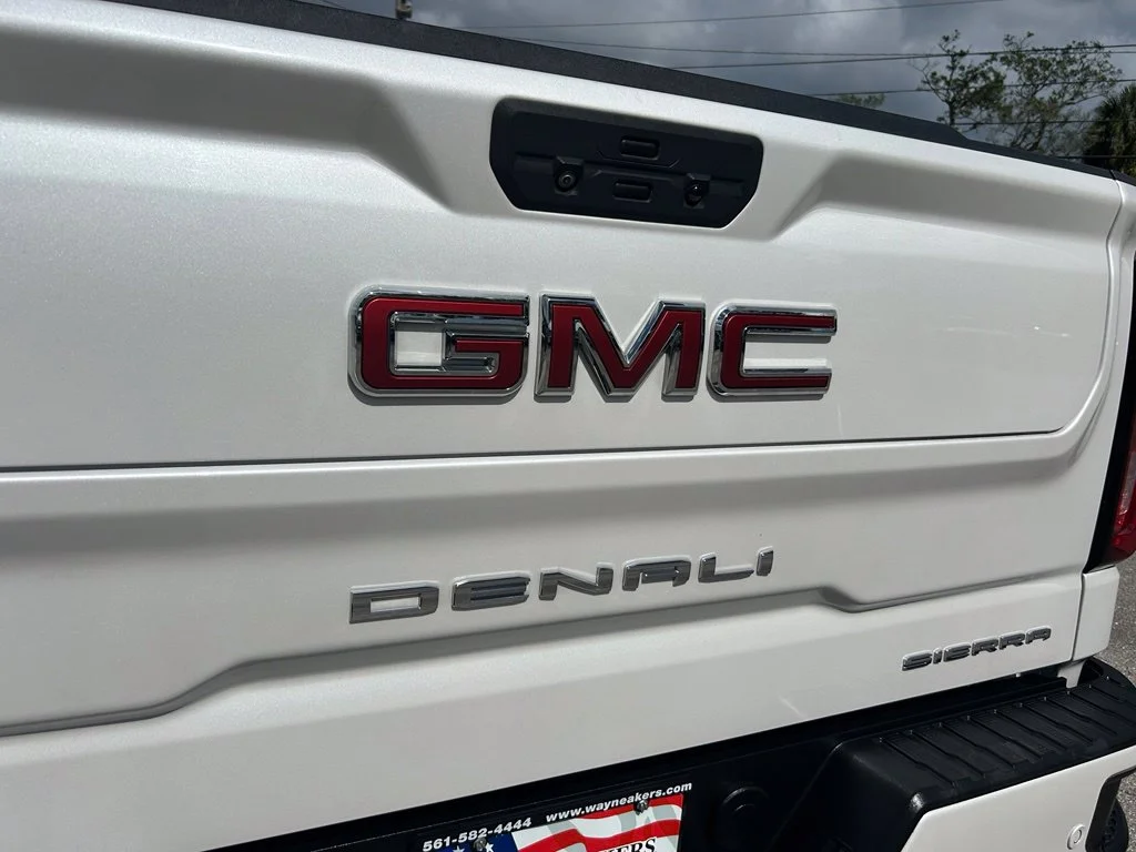 Used 2021 White Frost GMC Denali image 24
