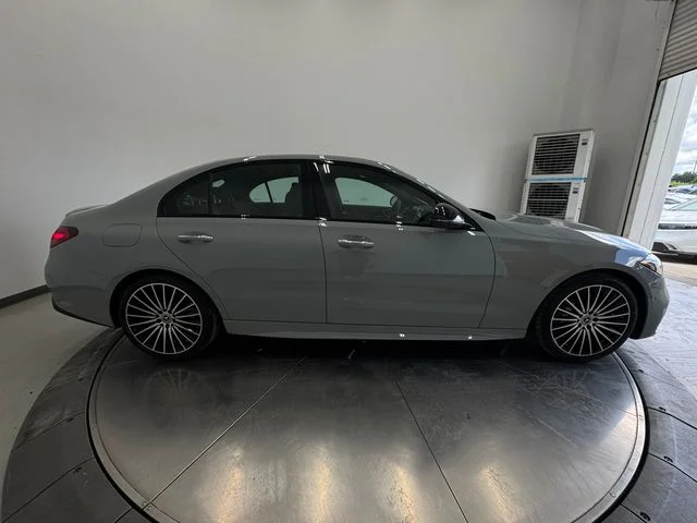 New 2026  Mercedes-Benz C 300 image 15