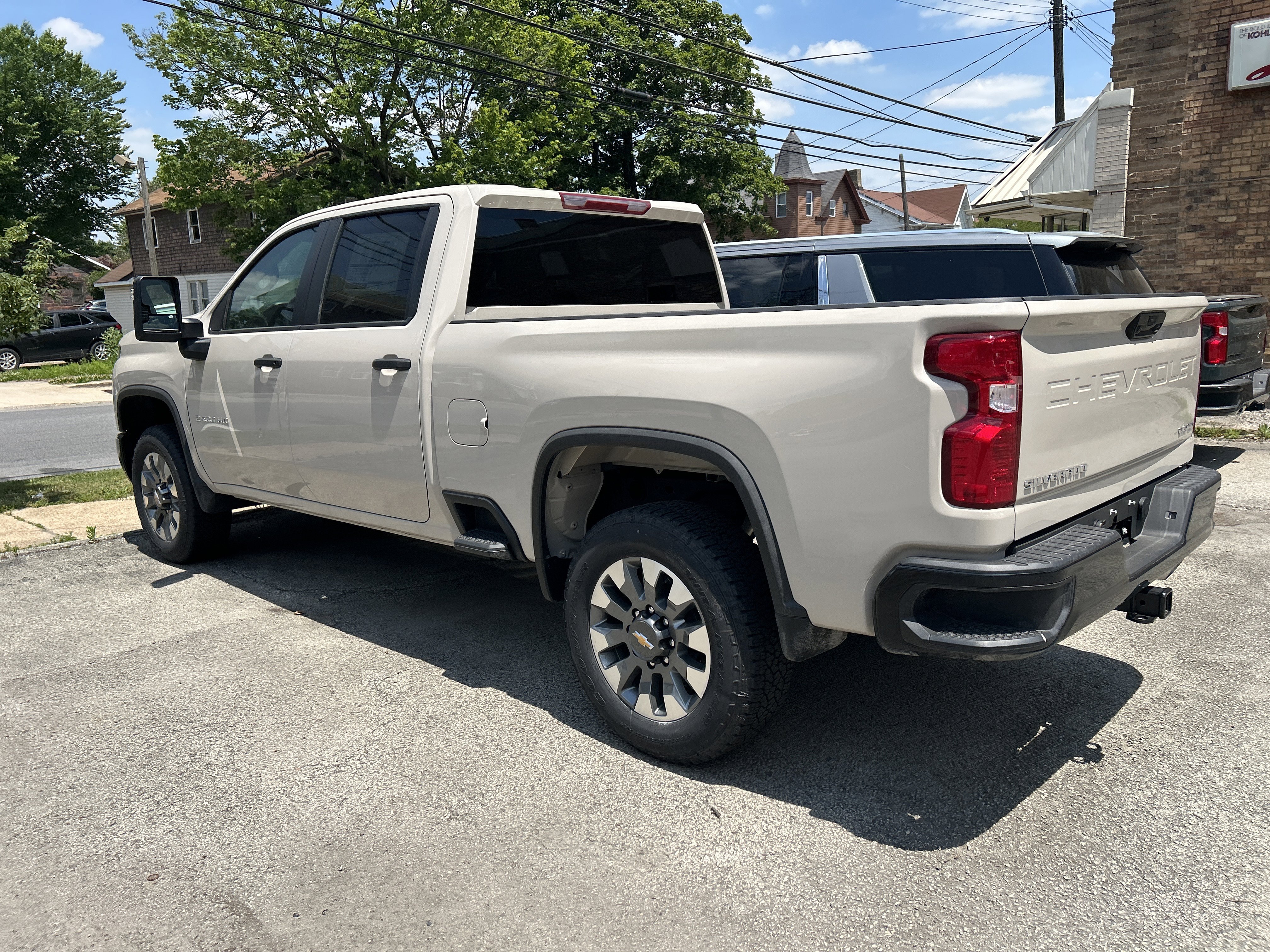 2026 Chevrolet Silverado 2500 HD Custom - Photo 6
