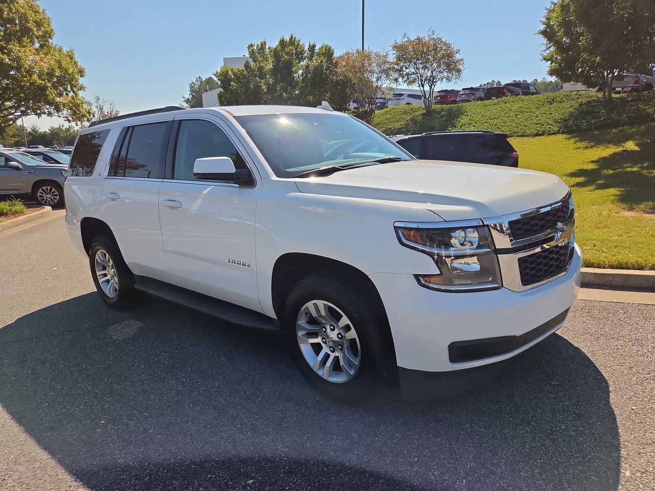 Used 2019 SUMMIT WHITE Chevrolet LT image 2