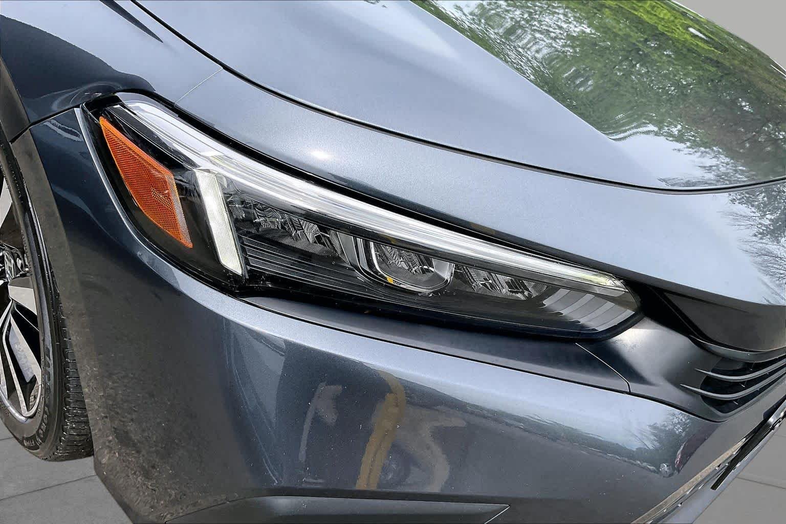 Used 2023 Meteorite Gray Metallic Honda EX image 28