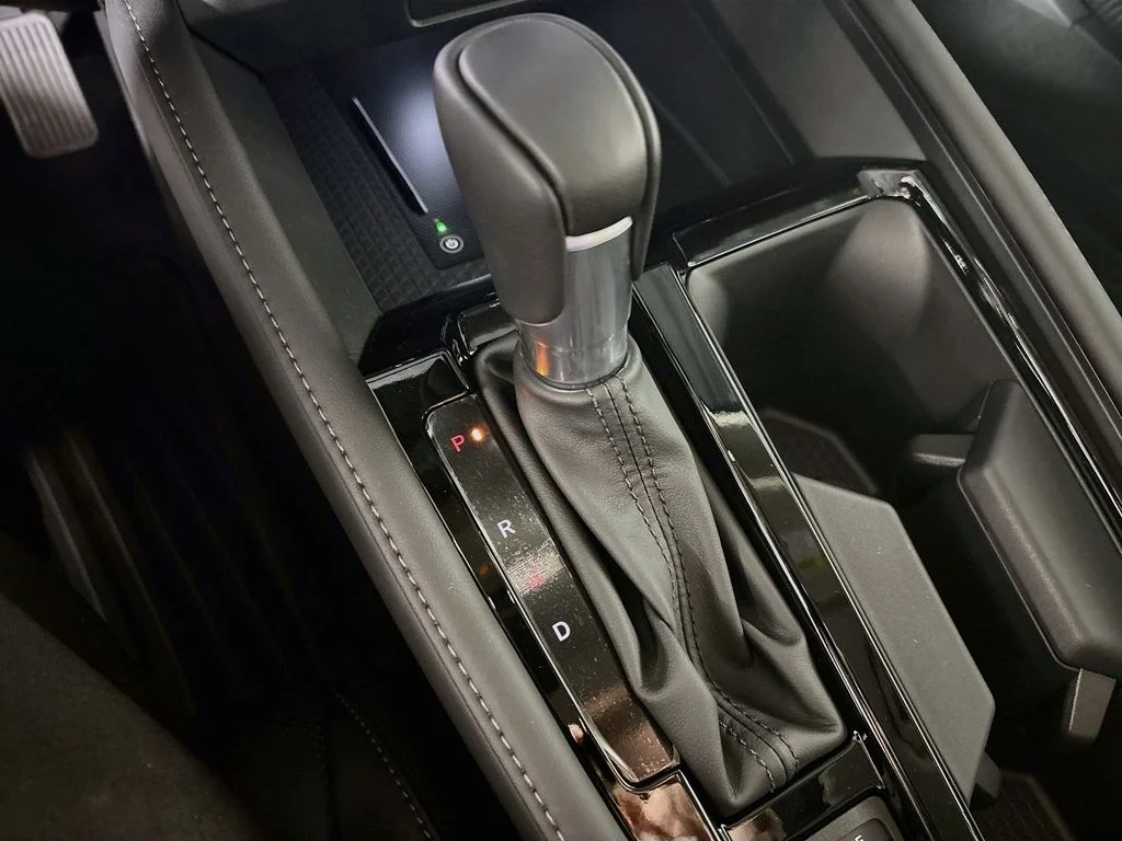 New 2026 Platinum White Pearl Honda Touring image 18