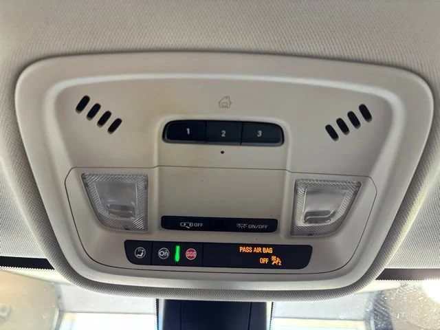 Used 2020 SILVER ICE METALLIC Chevrolet LT Leather image 15