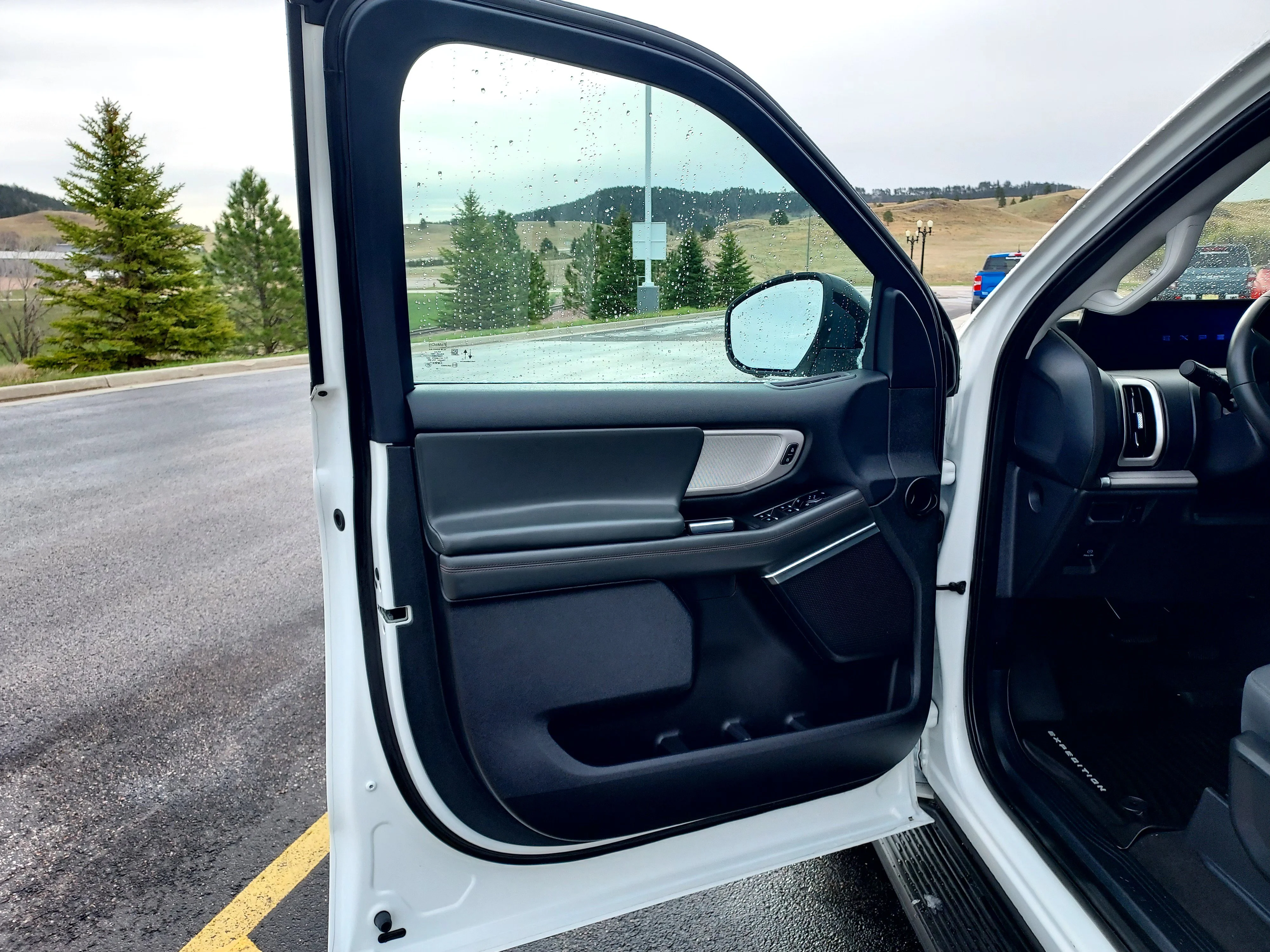 Used 2025 White Ford Active image 14