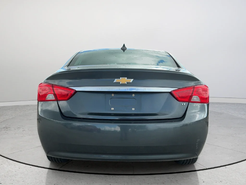 Used 2019 NIGHTFALL GRAY METALLIC Chevrolet LT image 5
