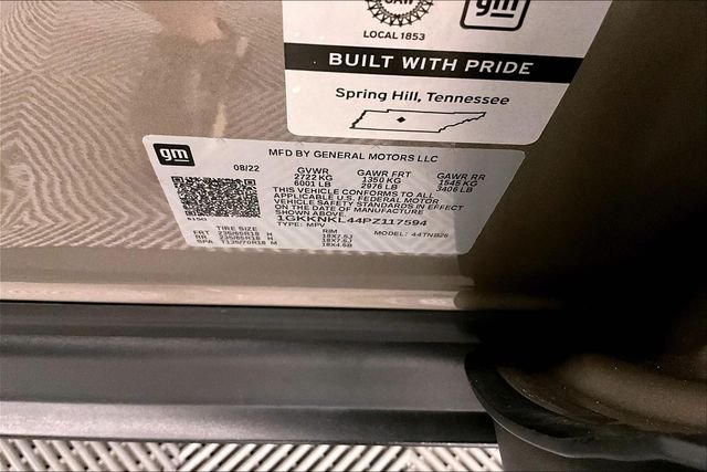 Used 2023 Light Stone Metallic GMC SLE image 41