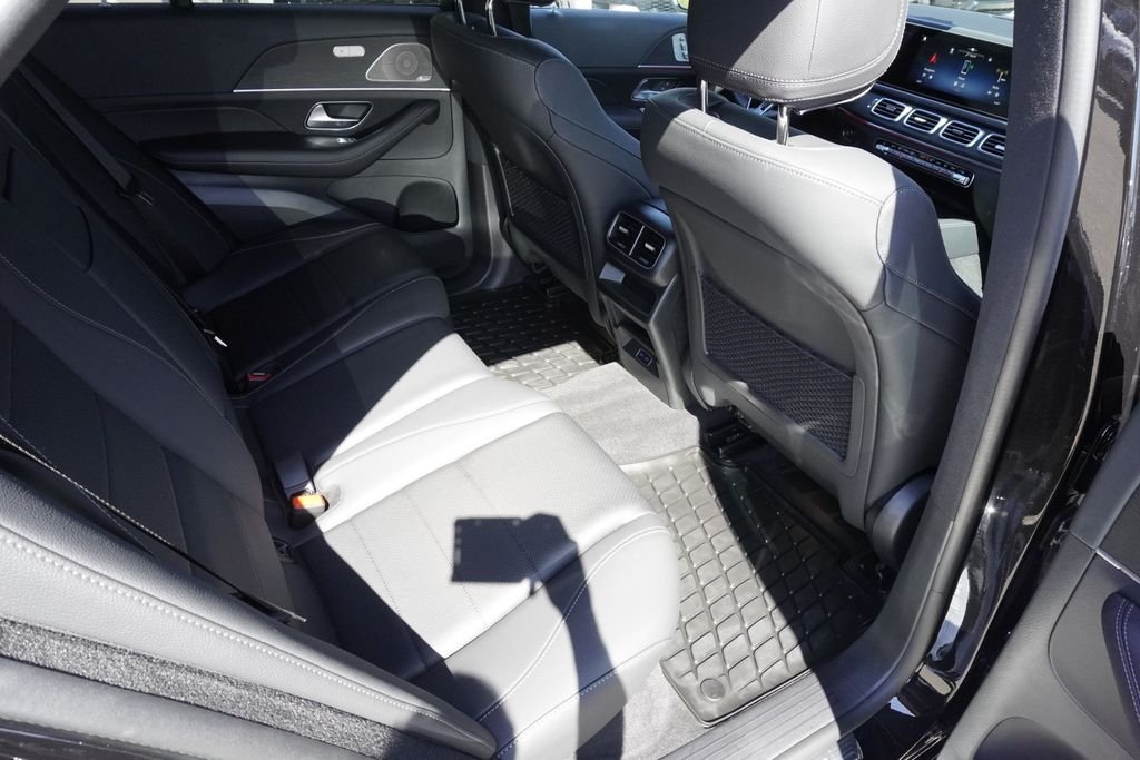 Used 2026 Black Mercedes-Benz GLE 450 image 26