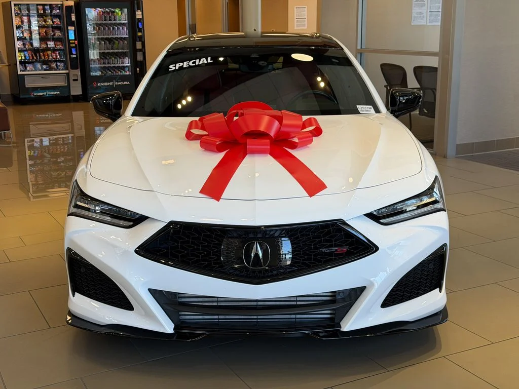 Used 2023 130R White Acura TYPE S PMC image 3
