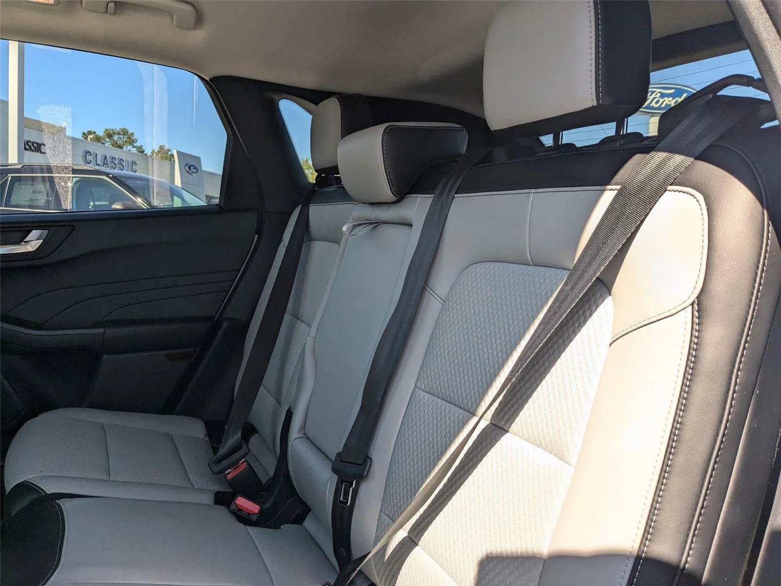 Used 2024 Star White Metallic Tri-Coat Ford PHEV image 37