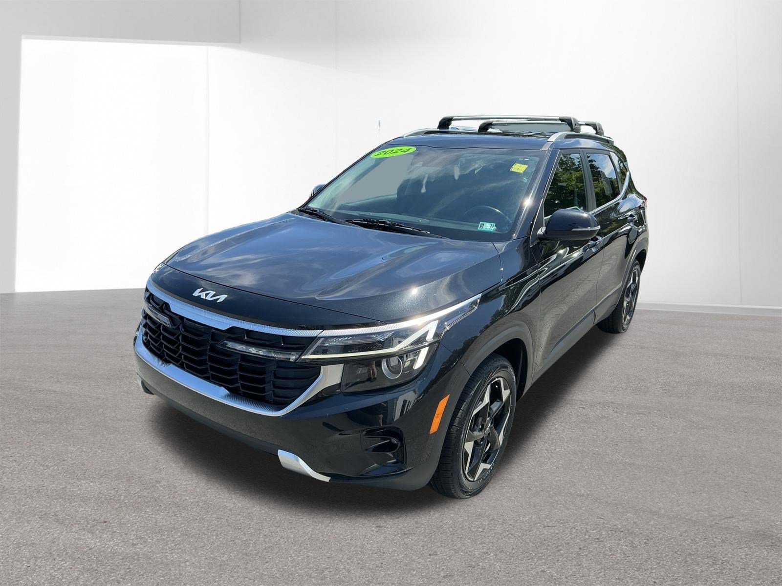 Certified Used 2024 Fusion Black Kia EX image 7