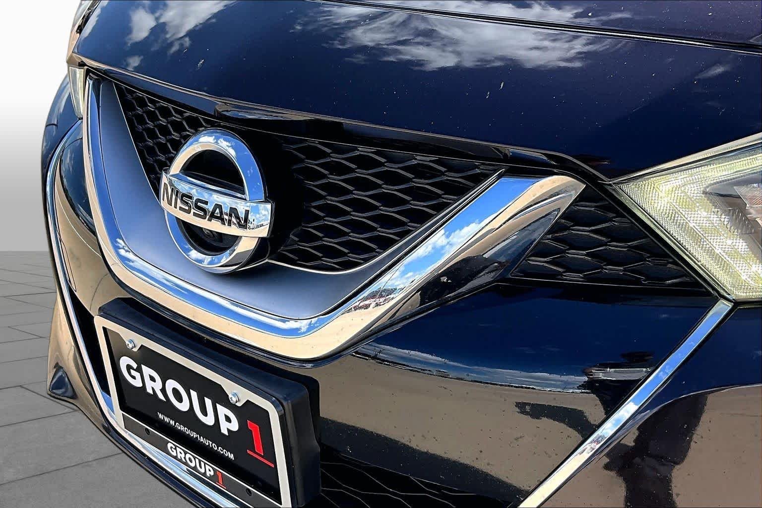 Used 2017 Bordeaux Black Nissan Platinum image 29