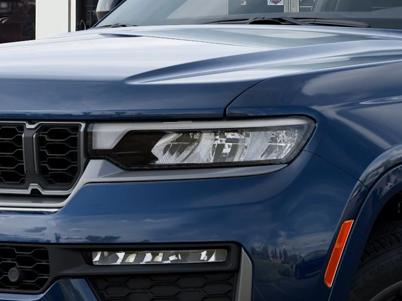 New 2027 Fathom Blue Pearl-Coat Paint Jeep Limited Reserve image 10
