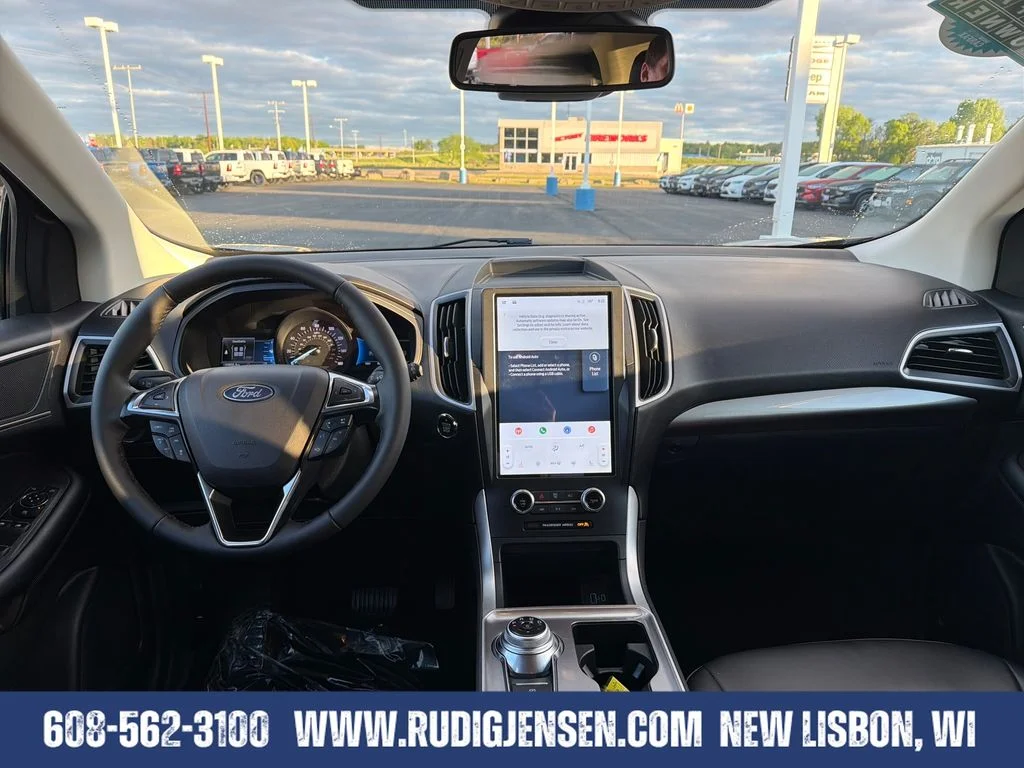 2024 Ford Edge SEL - Photo 15