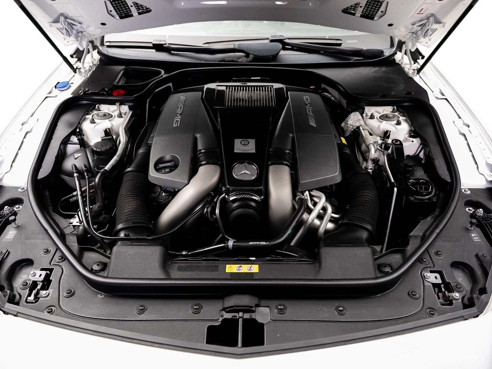 Used 2017 White Mercedes-Benz SL 63 AMG® image 63