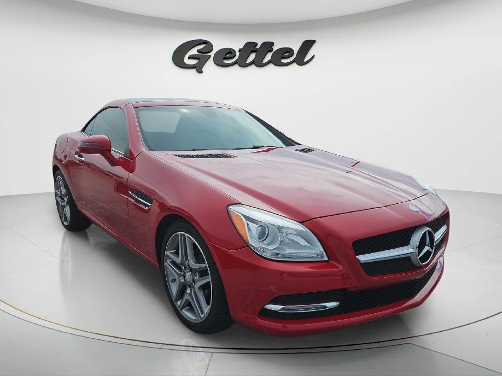 Used 2014 Black Mercedes-Benz SLK 250 image 3
