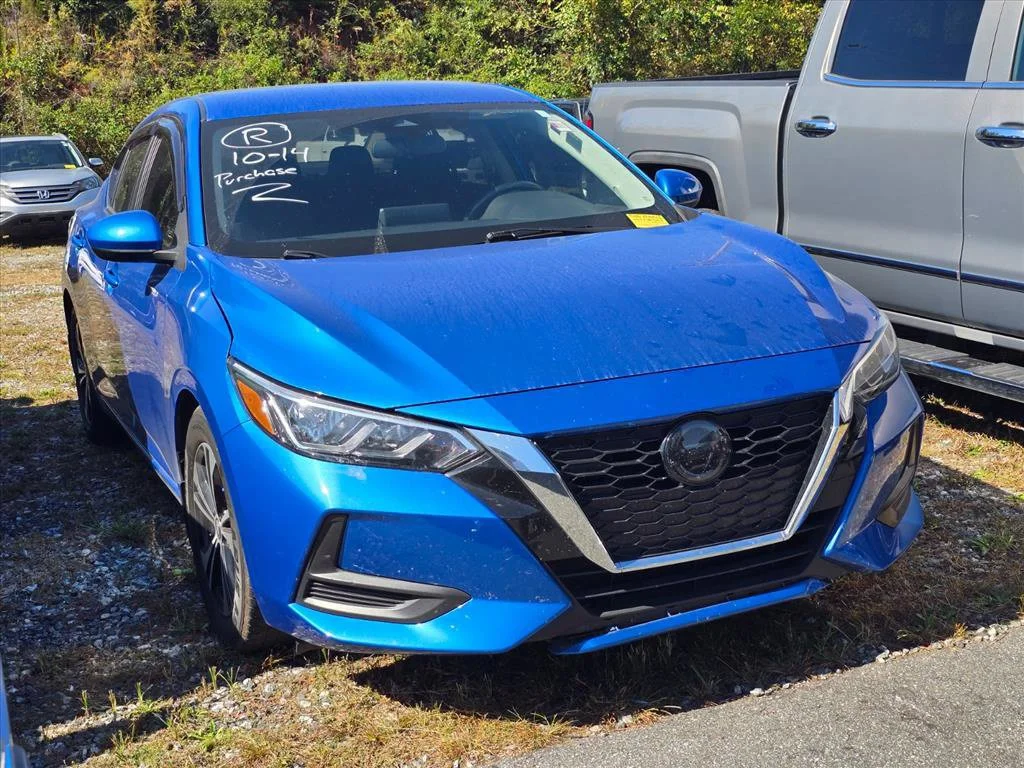 Used 2022 Blue Nissan SV image 9