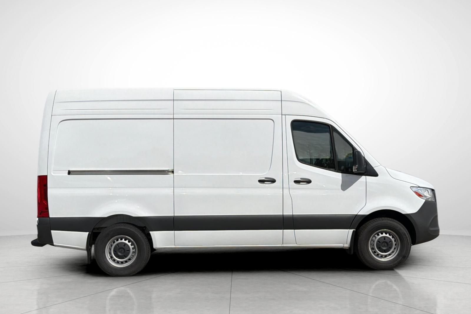 2025 Mercedes-Benz Sprinter Cargo Van Base - Photo 30