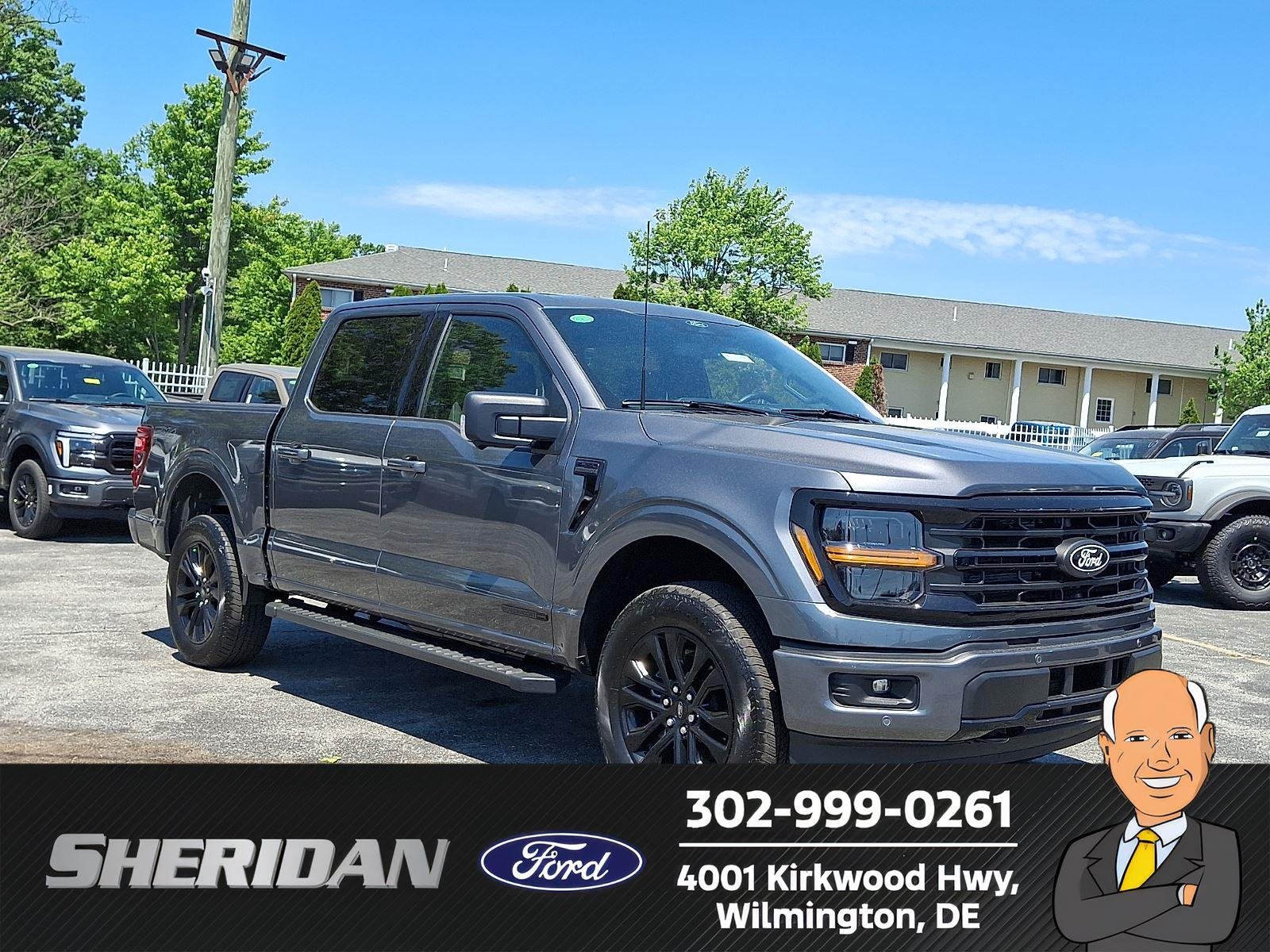 New 2026 Carbonized Gray Metallic Ford XLT image 1