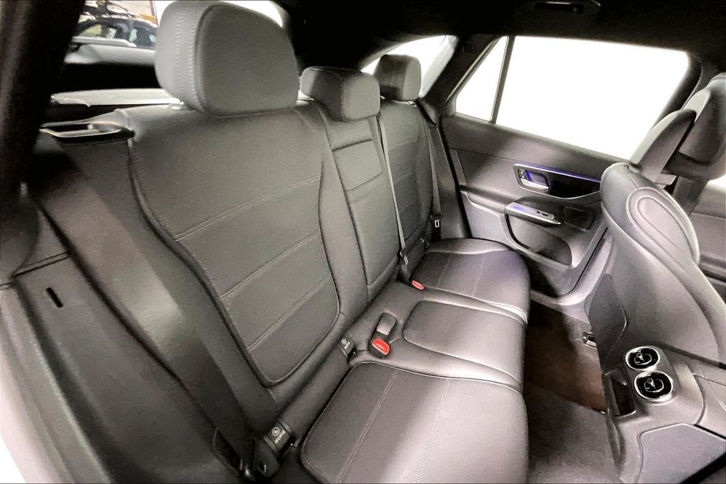 2025 Mercedes-Benz GLC Base - Photo 19