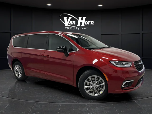 2026 Chrysler Pacifica Limited AWD's photo