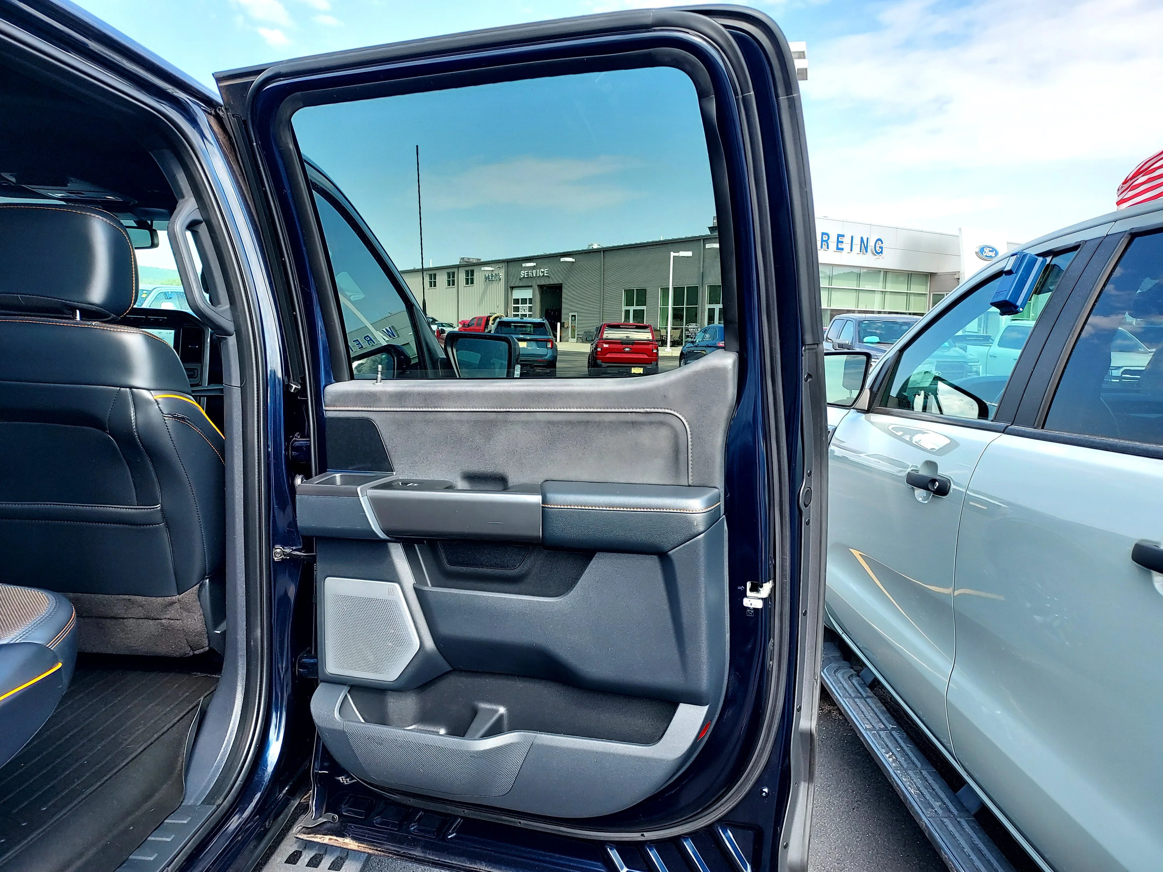 Used 2022 Antimatter Blue Metallic Ford Tremor image 22
