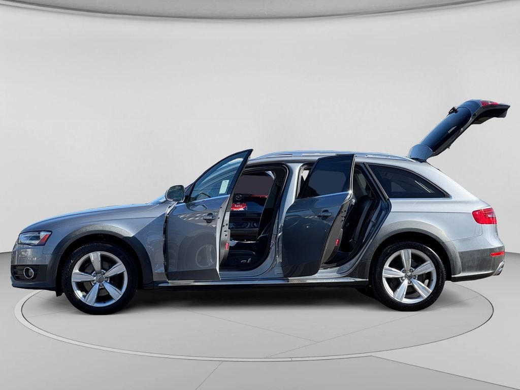 Used 2015 Gray Metallic Audi 2.0T Premium Plus image 28