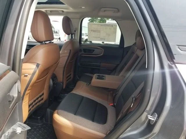 New 2025 Carbonized Gray Metallic Ford Outer Banks® image 20